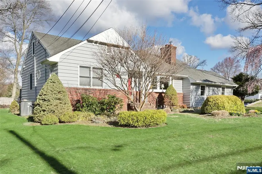 223 Linda Vista Avenue, North Haledon, NJ 07508 - #2