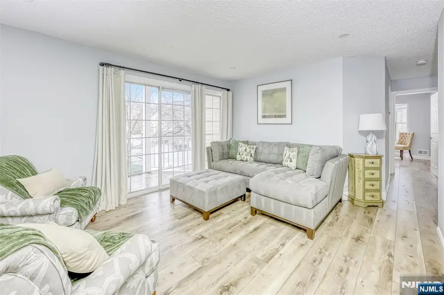 667 Juniper Way 667, Mahwah, NJ 07430 - #3