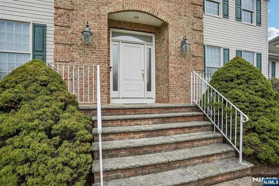 1 Jenny Lane, Wayne, NJ 07470 - #3