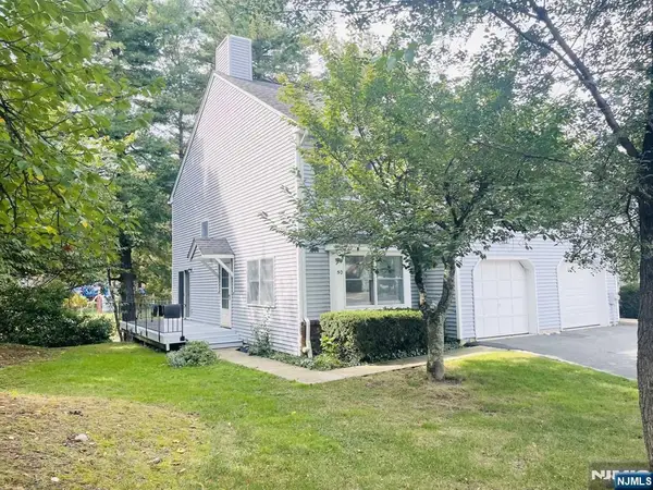 50 Beverly Court, Fair Lawn, NJ 07410