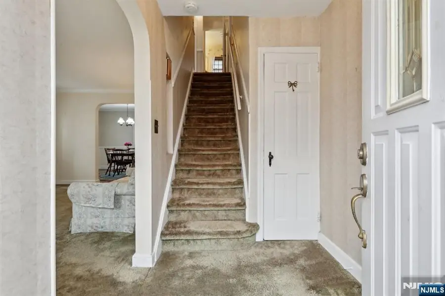 401 Walnut Street, Nutley, NJ 07110 - #3