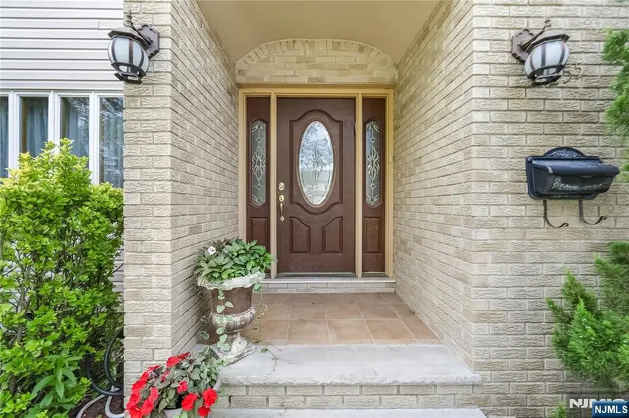 255 Jefferson Avenue, River Edge, NJ 07661 - #2