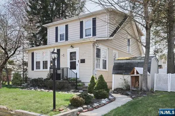 535 Cleveland Avenue, River Vale, NJ 07675