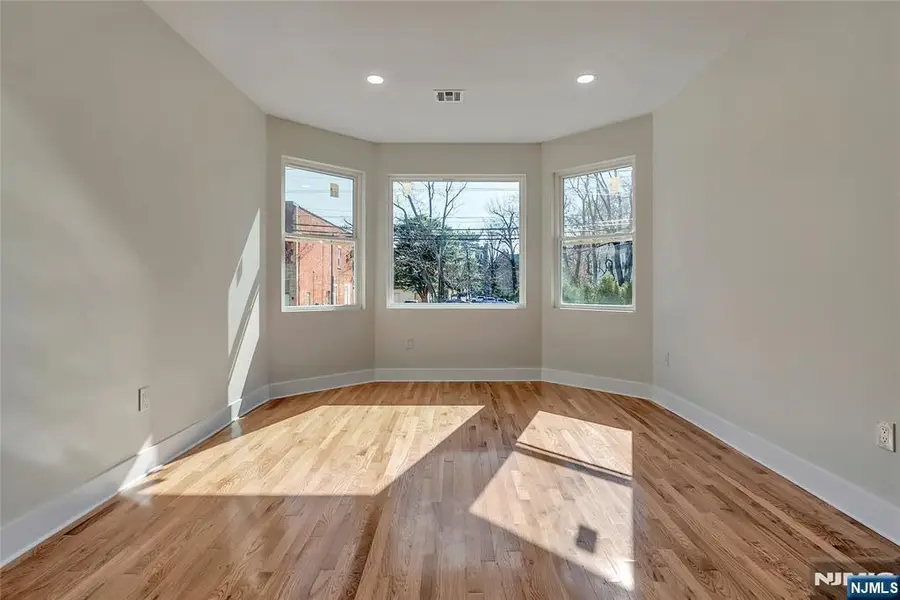 249 Hillside Avenue, Leonia, NJ 07605 - #3
