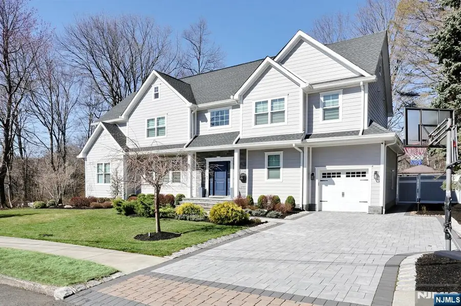 5 Colebrook Drive, Park Ridge, NJ 07656 - #2