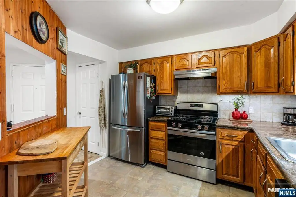 48 Quartz Lane, Paterson, NJ 07501 - #1