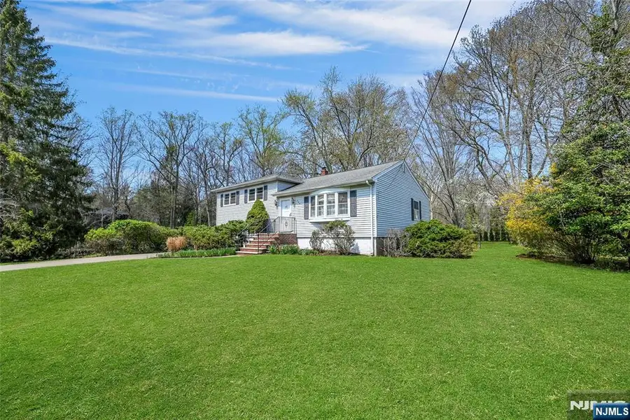 664 Woodside Avenue, River Vale, NJ 07675 - #2