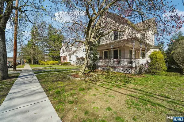 81 Park Avenue, Allendale, NJ 07401