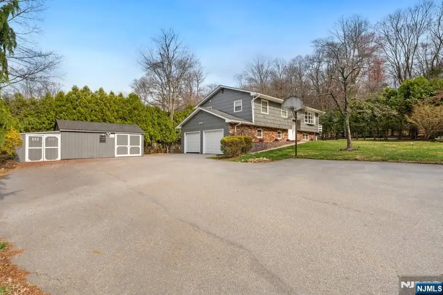 13 Hunters Lane, Byram, NJ 07821 - #3