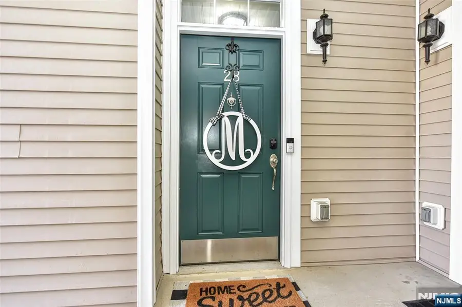 28 Autumn Way 72, Montvale, NJ 07645 - #3