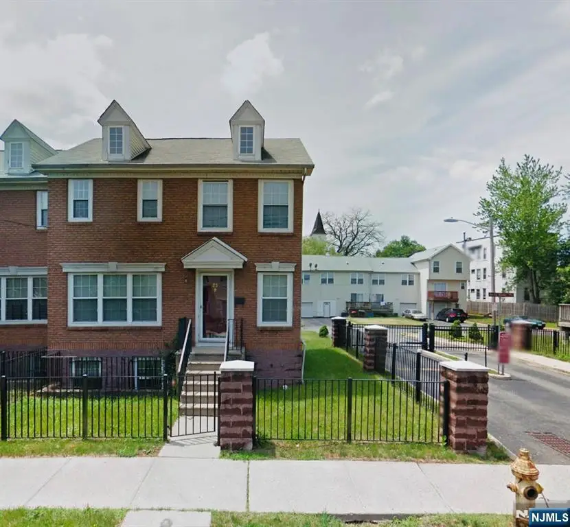 25 Holland Street, Newark, NJ 07103 - #1