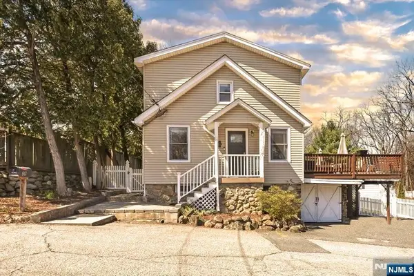 29 Sunset Avenue, Butler Borough, NJ 07405