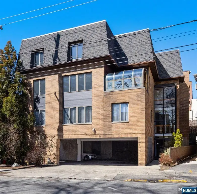 319 Gorge Road 6, Cliffside Park, NJ 07010 - #2