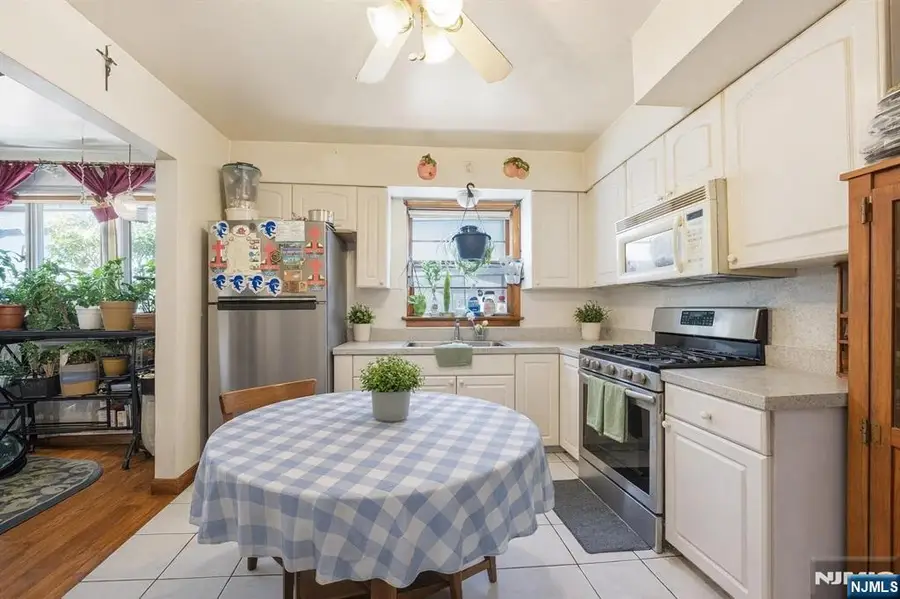 236 Garfield Avenue, Jersey City, NJ 07305 - #3