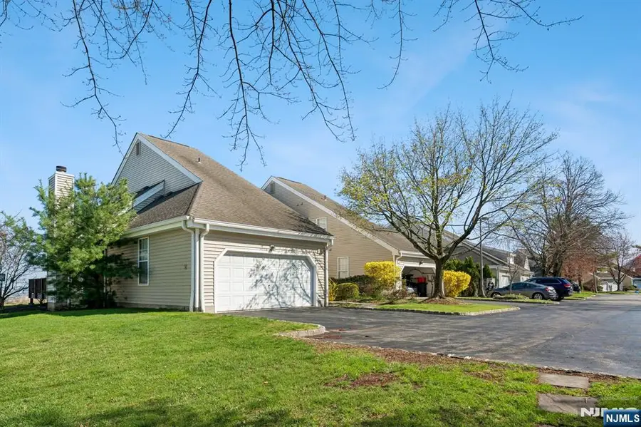 163 Dezenzo Lane, West Orange, NJ 07052 - #2