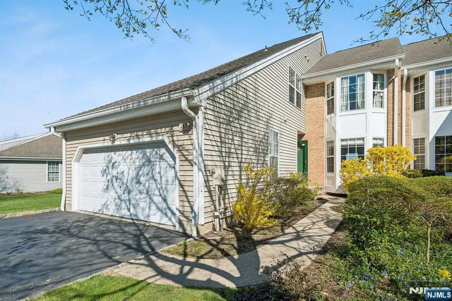 163 Dezenzo Lane, West Orange, NJ 07052 - #3