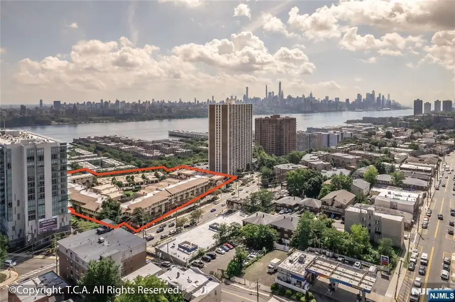300 Gorge Road 58, Cliffside Park, NJ 07010 - #3