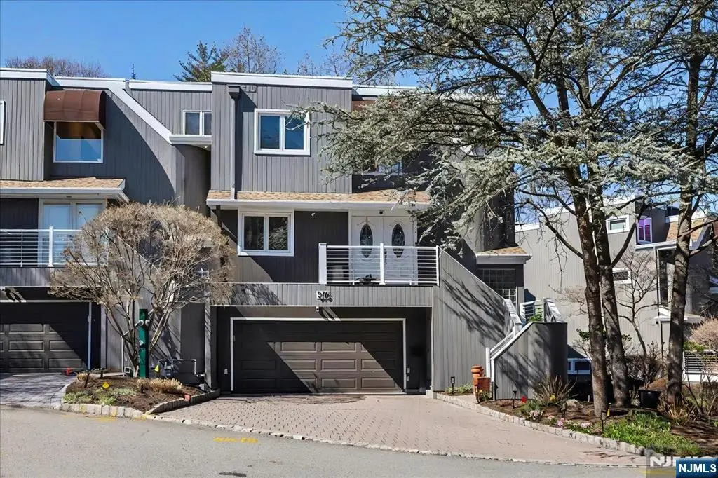 376 Kenwood 9, Englewood, NJ 07631 - #1
