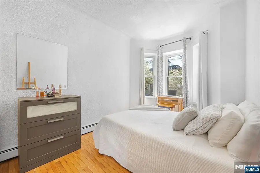 326 60th Street 4, West New York, NJ 07093 - #2