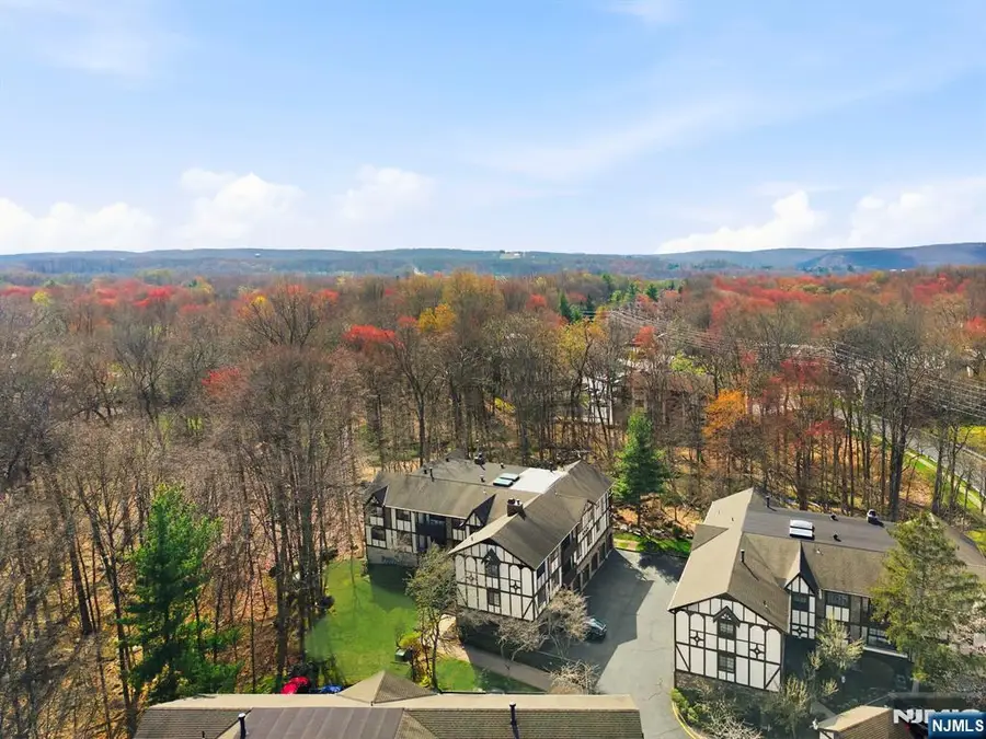 2309 Hemingway Lane 2309, Mahwah, NJ 07430 - #3