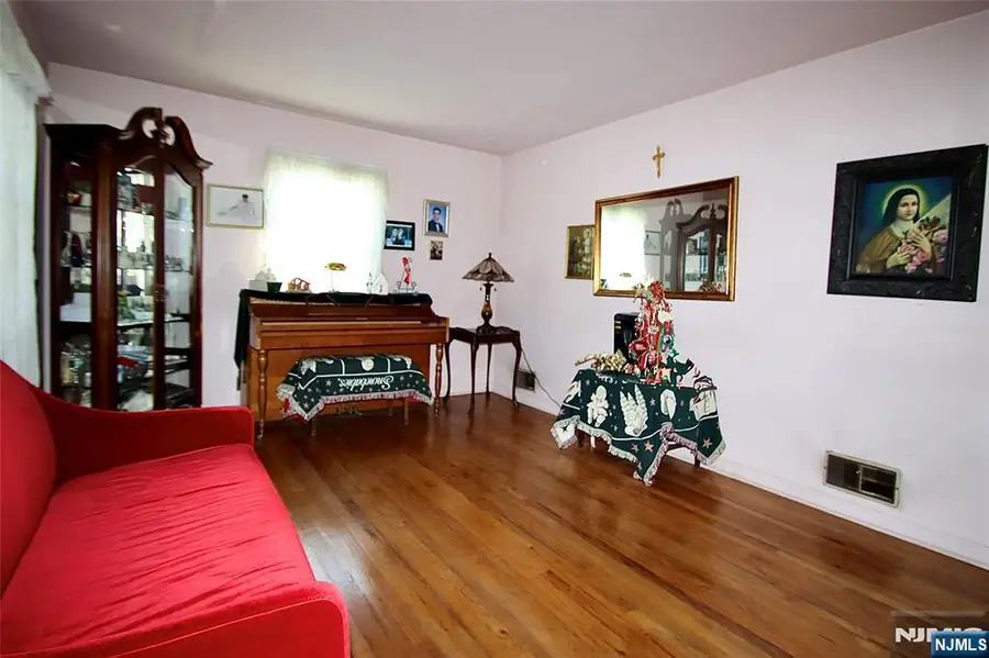 37-17 Jasper Road, Fair Lawn, NJ 07410 - #3