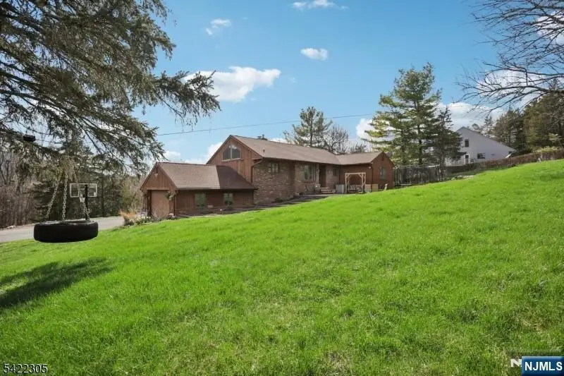 5 Bucky Lane, Vernon, NJ 07462 - #2