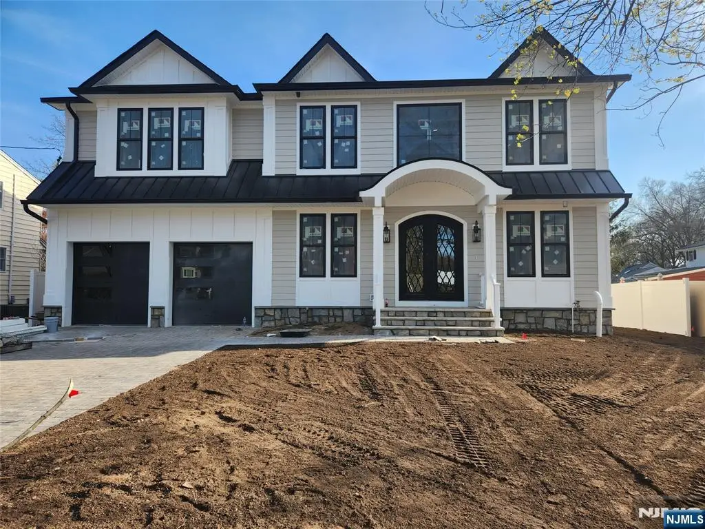 86 Azalea Street, Paramus, NJ 07652 - #1