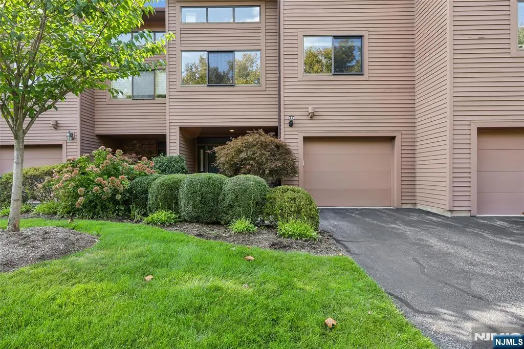 84 Windsor Circle 84C, Township Of Washington, NJ 07676 - #1