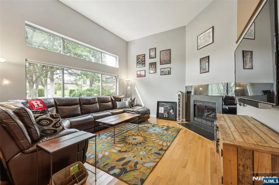 84 Windsor Circle 84C, Township Of Washington, NJ 07676 - #3