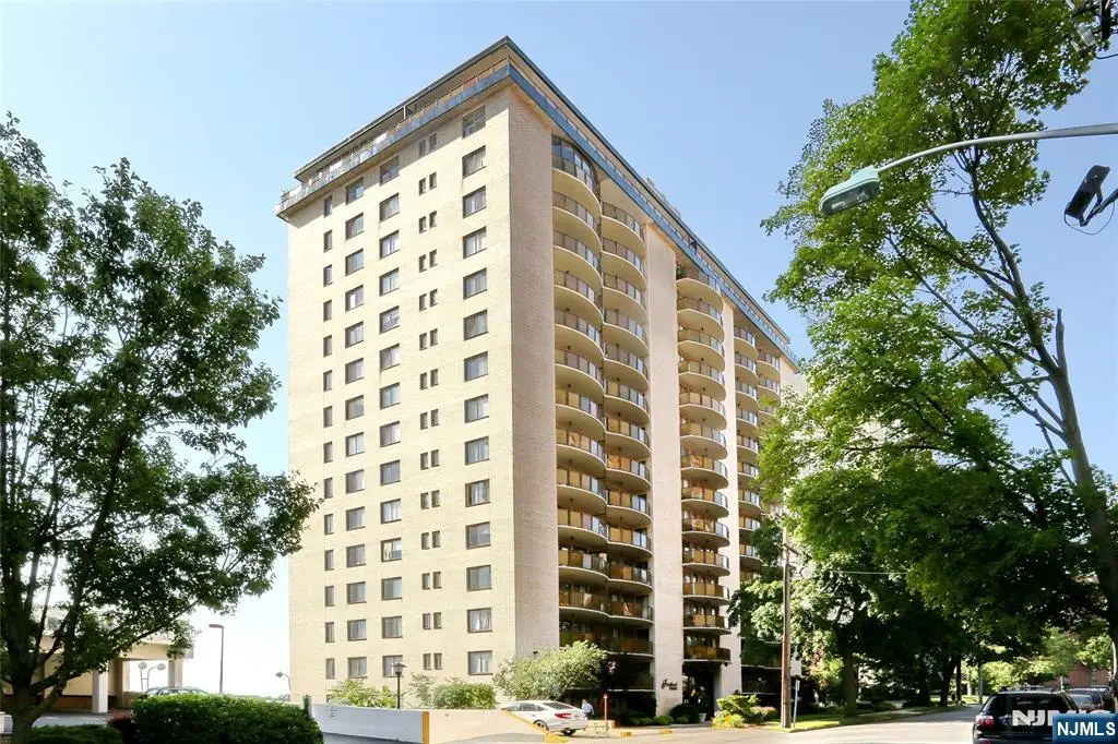 150 Overlook Avenue 7A, Hackensack, NJ 07601 - #1