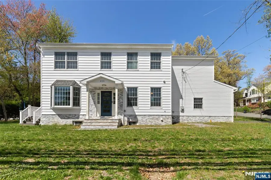 390 Pascack Road, Township Of Washington, NJ 07676 - #2