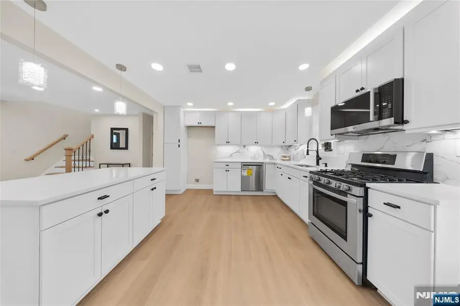 4 Melody Lane, West Milford, NJ 07480 - #2