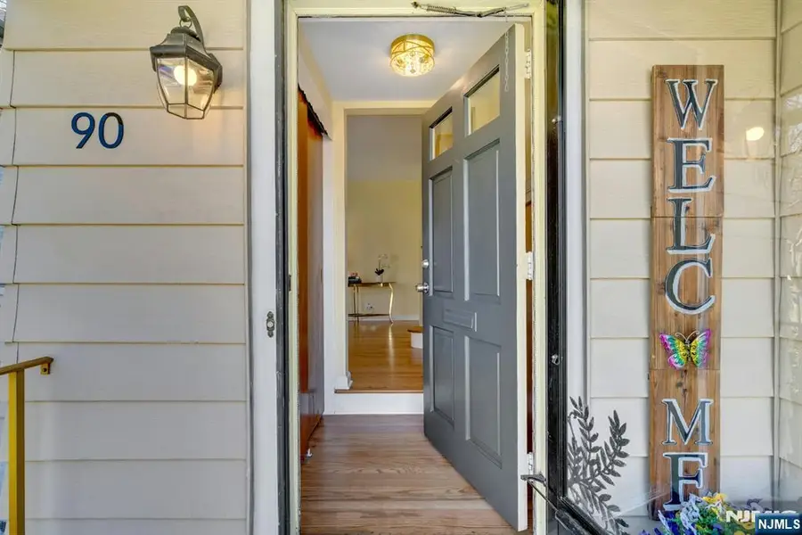 90 Arnot Place, Paramus, NJ 07652 - #3