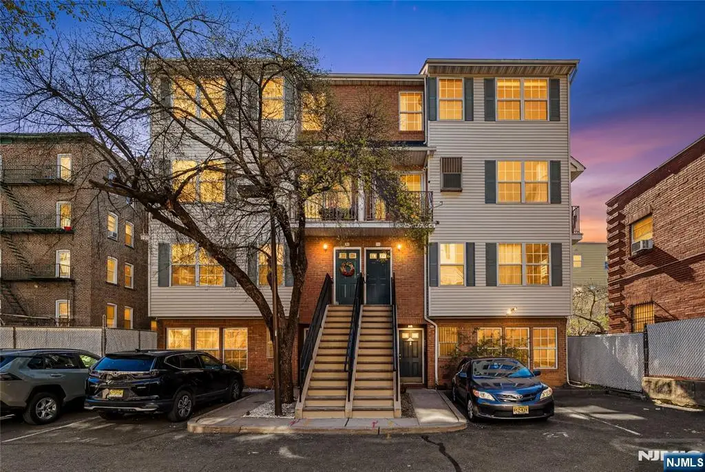 84 Union Street, Newark, NJ 07105 - #1