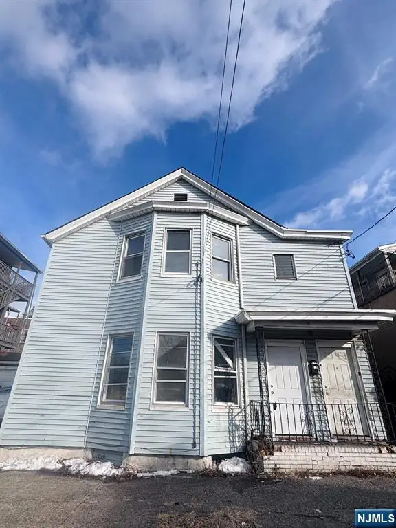 9 Sparrow Street, Paterson, NJ 07524 - #2