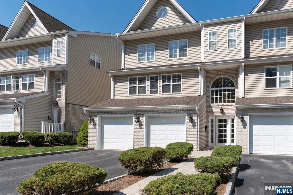 30 Mountain Avenue 11, Paterson, NJ 07501 - #1