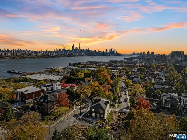 61 Edgewater Road, Cliffside Park, NJ 07010