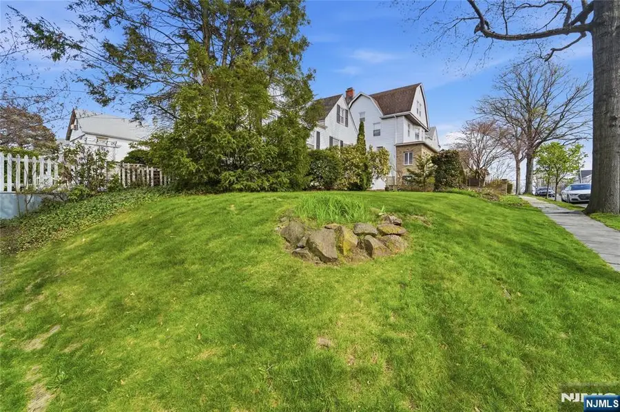 3 Stuyvesant Avenue, Kearny, NJ 07032 - #3