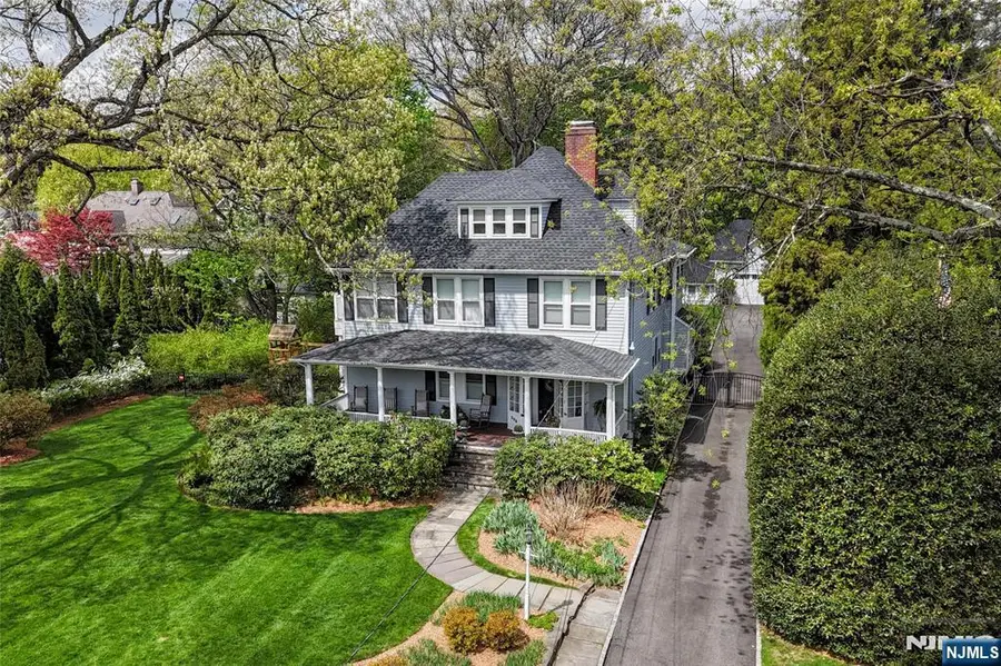 208 Lincoln Avenue, Ridgewood, NJ 07450 - #3