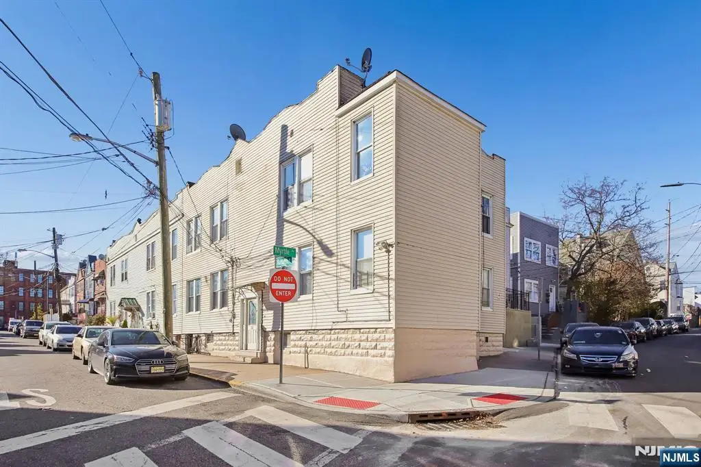 17 Myrtle Avenue, Jersey City, NJ 07305 - #1