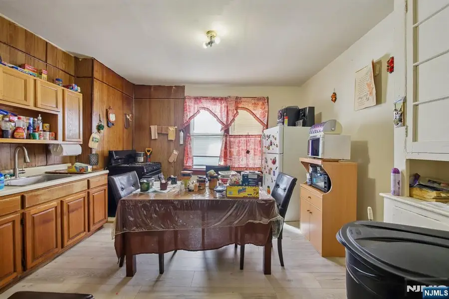 17 Myrtle Avenue, Jersey City, NJ 07305 - #3