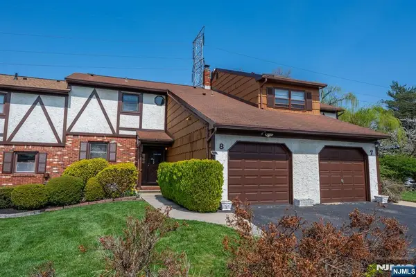 8 Sherbone Place 2108, Sayreville, NJ 08872