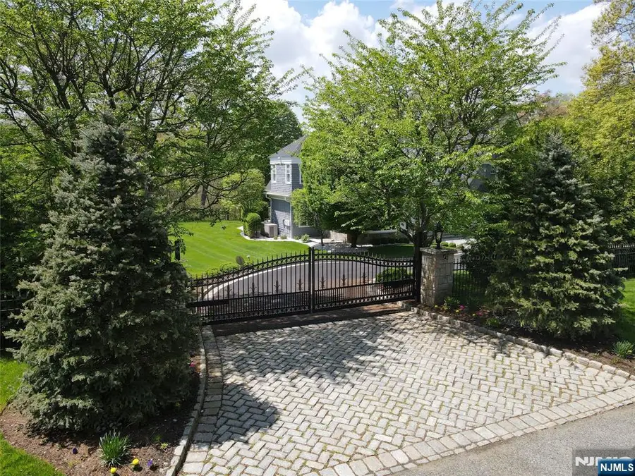 340 Indian Trail Drive, Franklin Lakes, NJ 07417 - #2
