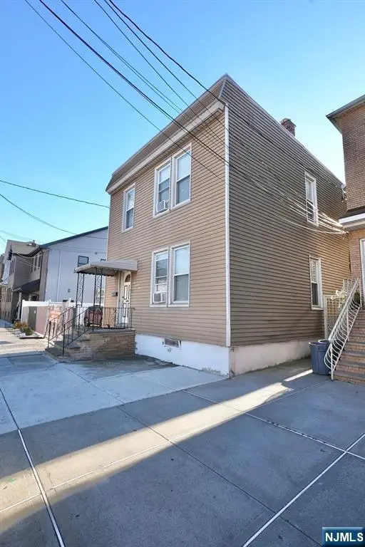 125 Malvern Street, Newark, NJ 07105 - #2
