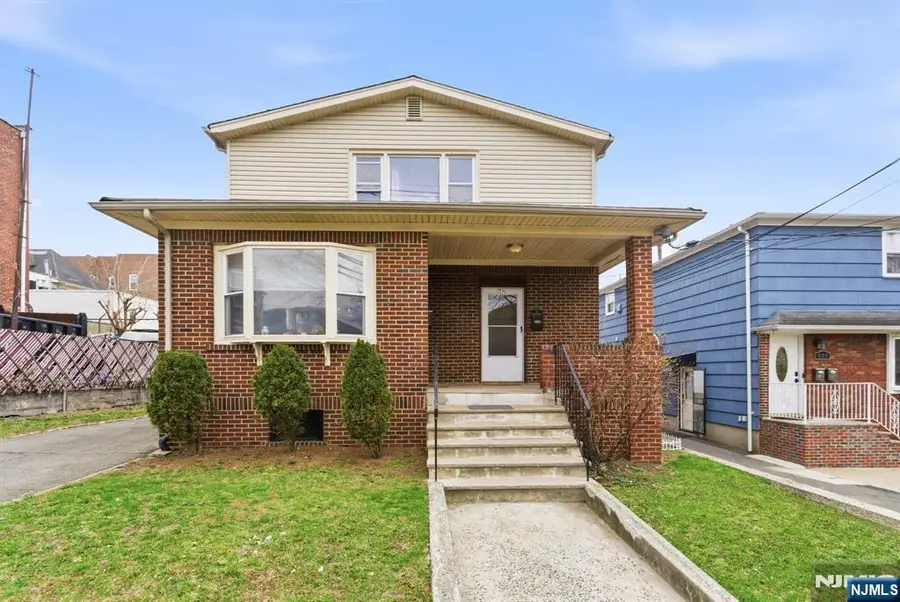 554 Kingsland Avenue, Lyndhurst, NJ 07071 - #2