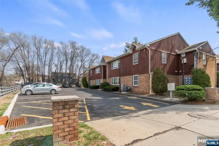 130 Sherwood Avenue 7, Paterson, NJ 07502 - #2