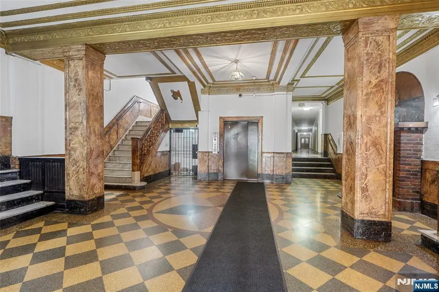 821 Bergen B5, Jersey City, NJ 07306 - #2