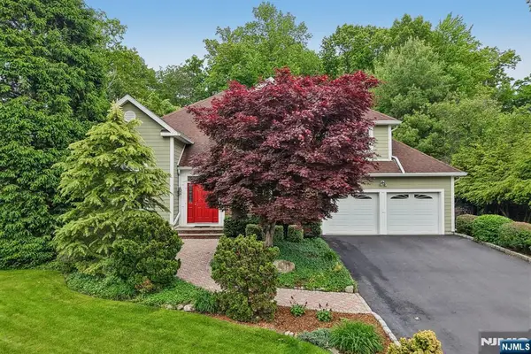 128 Rutherford Road, Mahwah, NJ 07430
