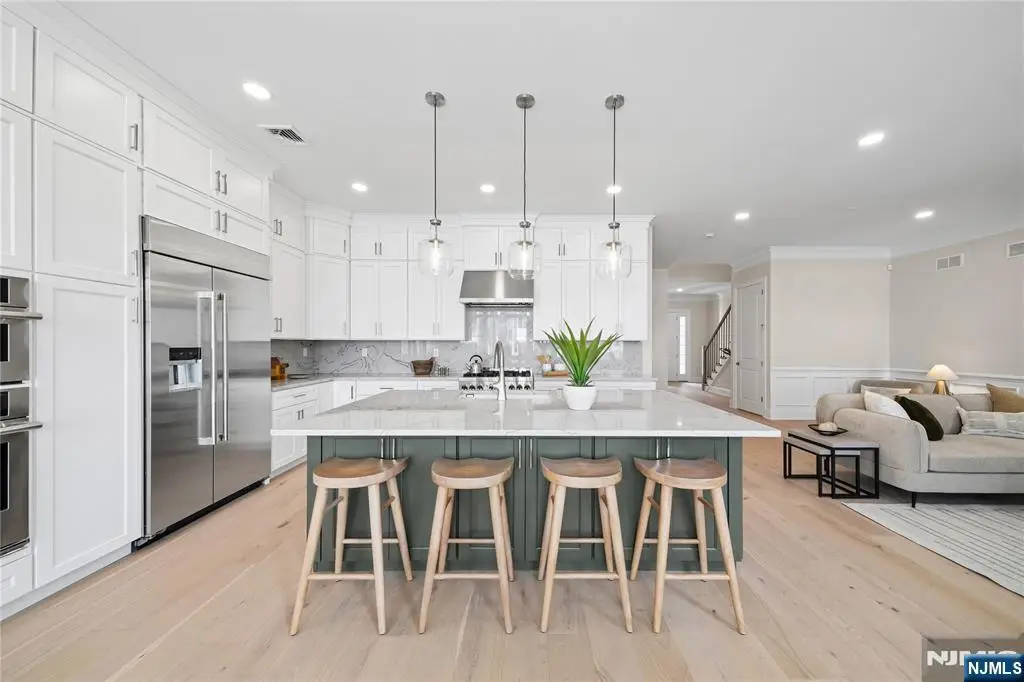 21 Muirfield Lane, River Vale, NJ 07675 - #1