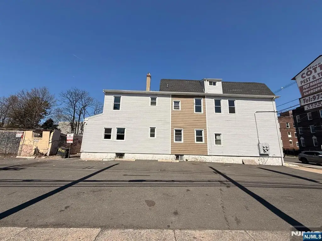 335 Myrtle Avenue, Irvington, NJ 07111 - #1